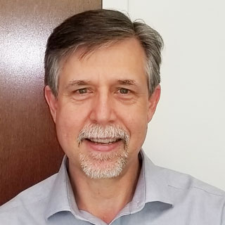 鲍勃·西姆斯（Bob Simmers）